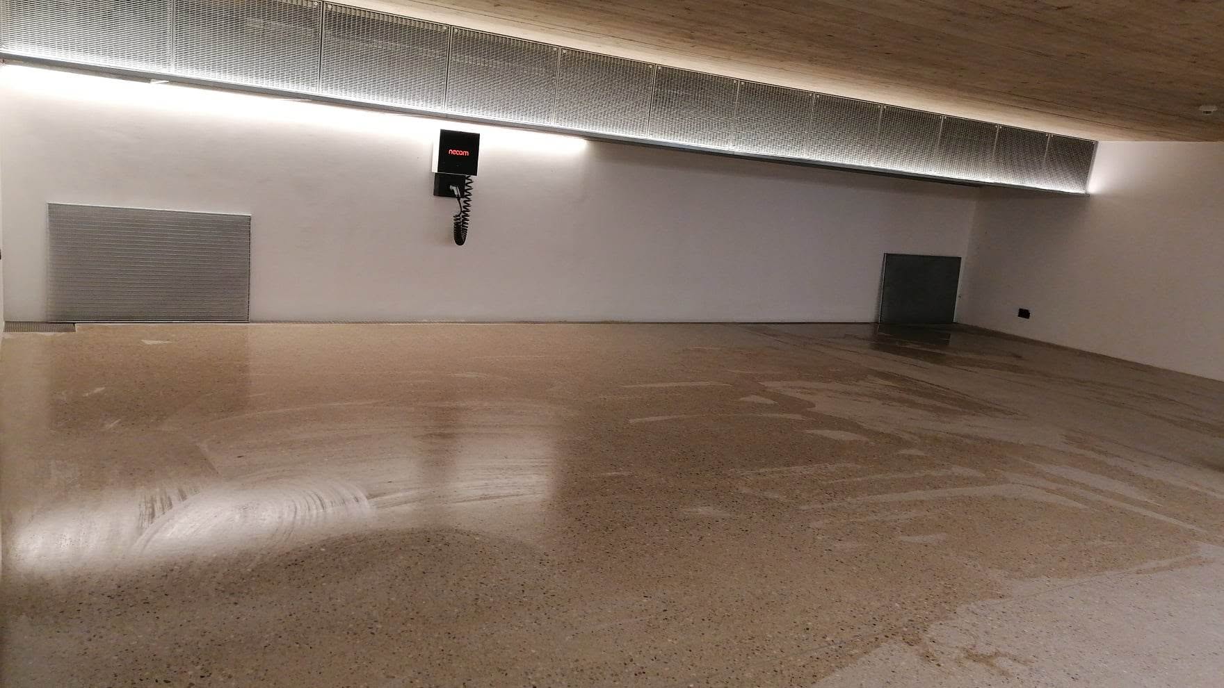 Gepflegter Garagenboden